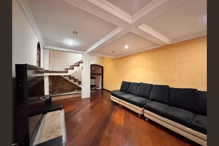 Casa para alugar com 350m², 3 quartos e 3 vagasSala