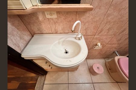 Casa para alugar com 350m², 3 quartos e 3 vagasBanheiro 2