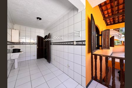 Casa para alugar com 350m², 3 quartos e 3 vagasLavanderia