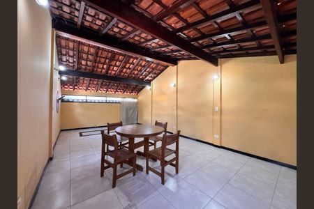 Casa para alugar com 350m², 3 quartos e 3 vagasSótão