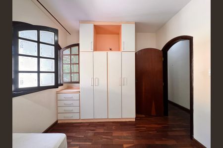 Casa para alugar com 350m², 3 quartos e 3 vagasQuarto 1