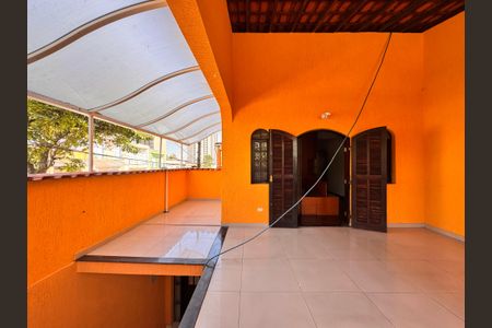 Casa para alugar com 350m², 3 quartos e 3 vagasVaranda