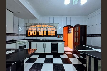 Casa para alugar com 350m², 3 quartos e 3 vagasCozinha