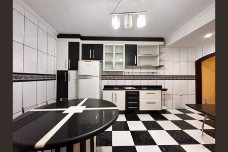 Casa para alugar com 350m², 3 quartos e 3 vagasCozinha