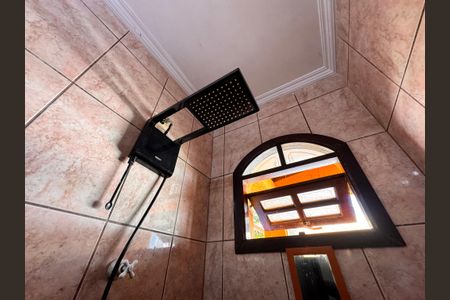 Casa para alugar com 350m², 3 quartos e 3 vagasBanheiro 2