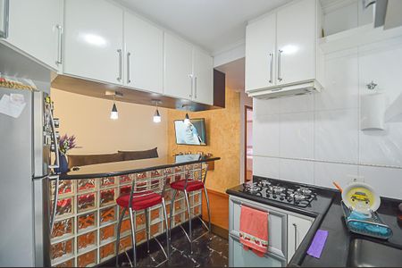 Apartamento à venda com 55m², 2 quartos e 1 vagaCozinha