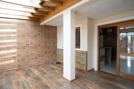 Casa para alugar com 220m², 3 quartos e 2 vagas Casa para alugar com 220m², 3 quartos e 2 vagasÁrea comum - Churrasqueira