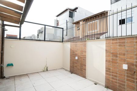 Casa para alugar com 220m², 3 quartos e 2 vagas Casa para alugar com 220m², 3 quartos e 2 vagasQuintal