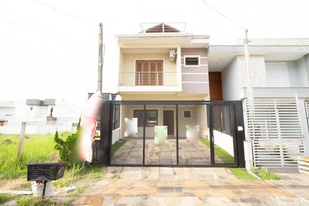 Casa para alugar com 220m², 3 quartos e 2 vagas Casa para alugar com 220m², 3 quartos e 2 vagasFachada
