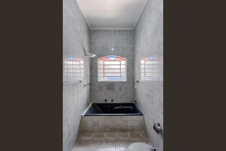 Casa à venda com 90m², 2 quartos e sem vagaBanheiro