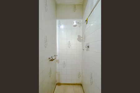 Casa à venda com 90m², 2 quartos e sem vagaBanheiro da Suíte