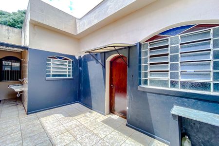 Casa à venda com 90m², 2 quartos e sem vagaÁrea externa