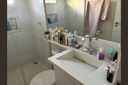 Casa de condomínio à venda com 69m², 2 quartos e 2 vagasBanheiro