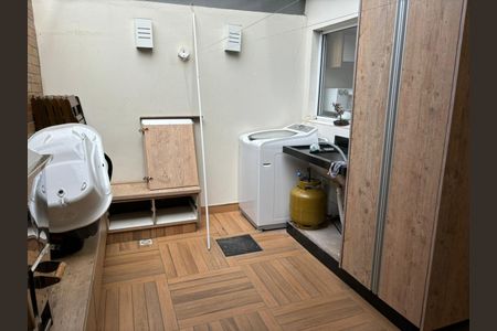 Casa de condomínio à venda com 69m², 2 quartos e 2 vagasÁrea de Serviço