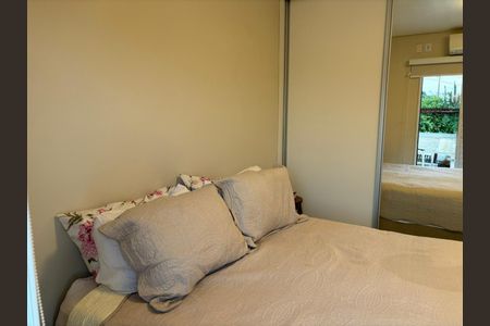 Casa de condomínio à venda com 69m², 2 quartos e 2 vagasQuarto 1