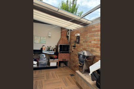 Casa de condomínio à venda com 69m², 2 quartos e 2 vagasChurrasqueira