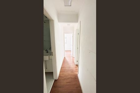 Apartamento à venda com 77m², 3 quartos e 1 vagaCorredor