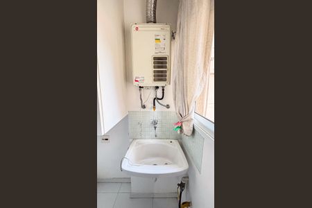 Apartamento à venda com 77m², 3 quartos e 1 vagaÁrea de Serviço