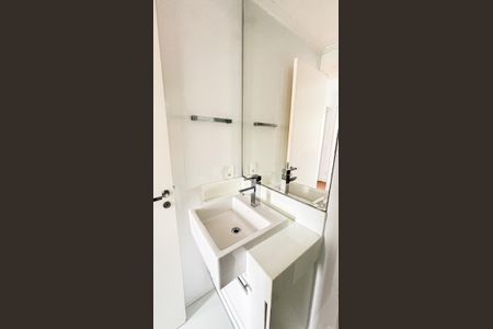 Apartamento à venda com 77m², 3 quartos e 1 vagaBanheiro da Suíte