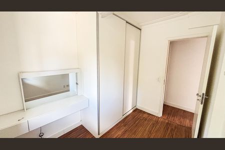 Apartamento à venda com 77m², 3 quartos e 1 vagaQuarto 2