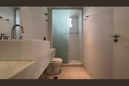 Apartamento à venda com 145m², 3 quartos e 2 vagasBanheiro