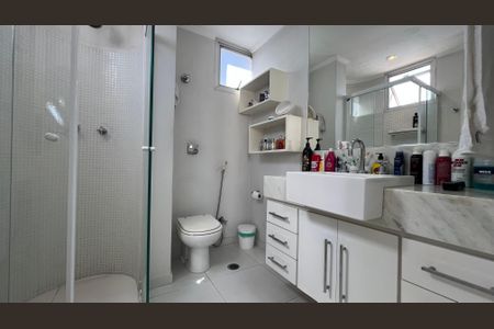 Apartamento à venda com 145m², 3 quartos e 2 vagasBanheiro da Suíte