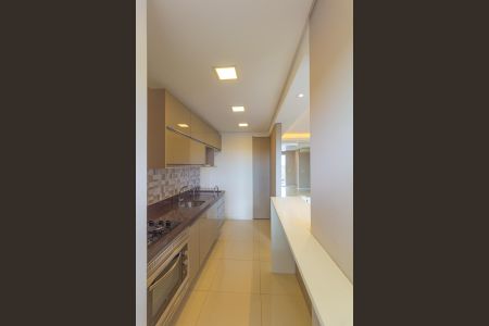 Apartamento à venda com 56m², 2 quartos e 1 vagaSala/Cozinha