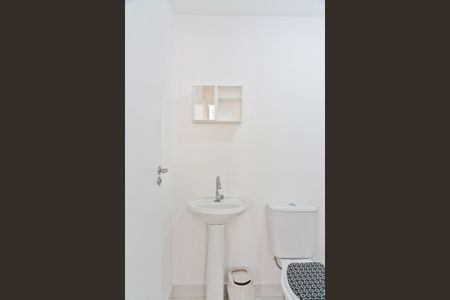 Apartamento para alugar com 34m², 2 quartos e sem vagaBanheiro