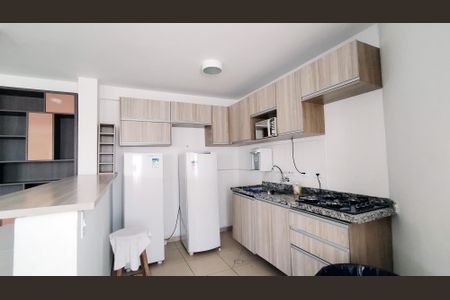 Apartamento para alugar com 47m², 2 quartos e 1 vaga Apartamento para alugar com 47m², 2 quartos e 1 vagaÁrea comum - Salão de festas