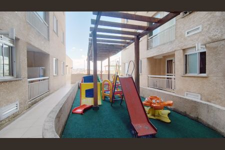 Apartamento para alugar com 47m², 2 quartos e 1 vaga Apartamento para alugar com 47m², 2 quartos e 1 vagaÁrea comum - Playground