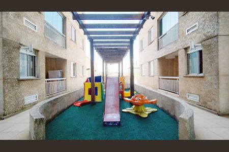 Apartamento para alugar com 47m², 2 quartos e 1 vaga Apartamento para alugar com 47m², 2 quartos e 1 vagaÁrea comum - Playground