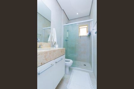 Apartamento à venda com 210m², 3 quartos e 3 vagasBanheiro da suíte