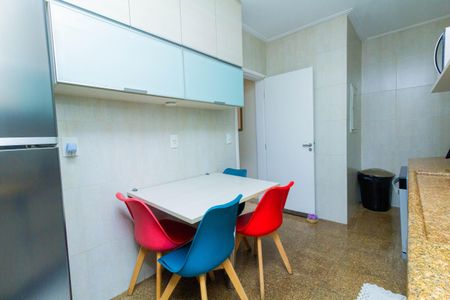 Apartamento à venda com 210m², 3 quartos e 3 vagasCozinha