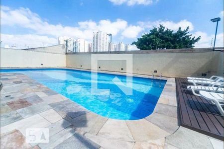Apartamento à venda com 210m², 3 quartos e 3 vagasÁrea comum - Piscina