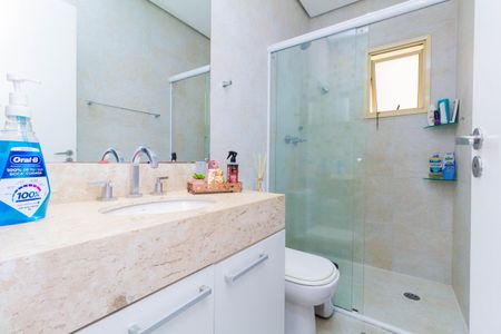 Apartamento à venda com 210m², 3 quartos e 3 vagasBanheiro 4