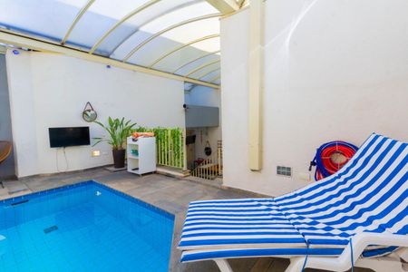 Apartamento à venda com 210m², 3 quartos e 3 vagasVaranda Gourmet - Piscina