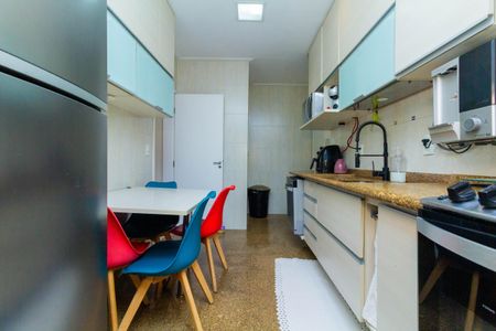 Apartamento à venda com 210m², 3 quartos e 3 vagasCozinha