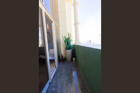 Apartamento à venda com 210m², 3 quartos e 3 vagasVaranda