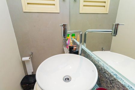 Apartamento à venda com 210m², 3 quartos e 3 vagasBanheiro 2