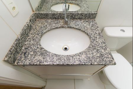 Apartamento à venda com 59m², 3 quartos e 1 vaga Apartamento à venda com 59m², 3 quartos e 1 vagaBanheiro 2