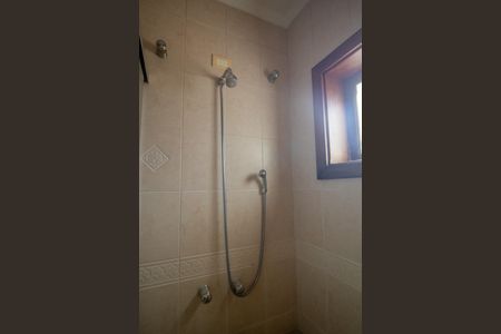 Casa de condomínio para alugar com 146m², 3 quartos e 2 vagas Casa de condomínio para alugar com 146m², 3 quartos e 2 vagasBanheiro da Suíte
