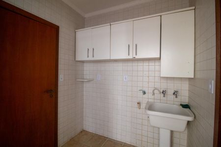 Casa de condomínio para alugar com 146m², 3 quartos e 2 vagas Casa de condomínio para alugar com 146m², 3 quartos e 2 vagasÁrea de Serviço