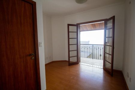 Casa de condomínio para alugar com 146m², 3 quartos e 2 vagas Casa de condomínio para alugar com 146m², 3 quartos e 2 vagasSuíte 3