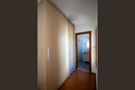 Casa de condomínio para alugar com 146m², 3 quartos e 2 vagas Casa de condomínio para alugar com 146m², 3 quartos e 2 vagasSuíte 2