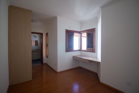 Casa de condomínio para alugar com 146m², 3 quartos e 2 vagas Casa de condomínio para alugar com 146m², 3 quartos e 2 vagasSuíte 2