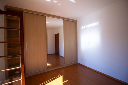 Casa de condomínio para alugar com 146m², 3 quartos e 2 vagas Casa de condomínio para alugar com 146m², 3 quartos e 2 vagasSuíte