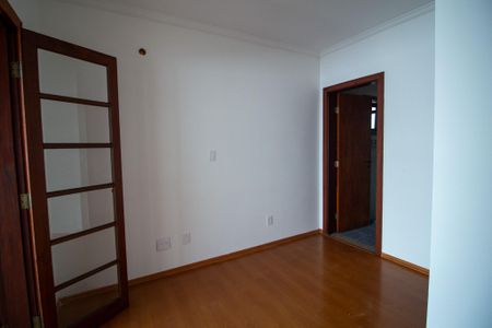 Casa de condomínio para alugar com 146m², 3 quartos e 2 vagas Casa de condomínio para alugar com 146m², 3 quartos e 2 vagasSuíte 3