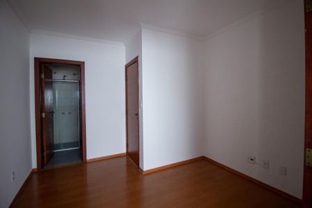 Casa de condomínio para alugar com 146m², 3 quartos e 2 vagas Casa de condomínio para alugar com 146m², 3 quartos e 2 vagasSuíte 3