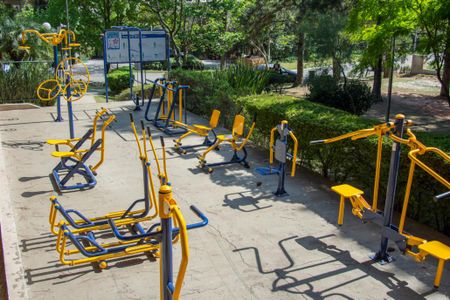 Casa de condomínio para alugar com 310m², 3 quartos e 6 vagasÁrea comum - Playground