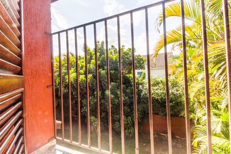 Casa de condomínio para alugar com 310m², 3 quartos e 6 vagasVaranda